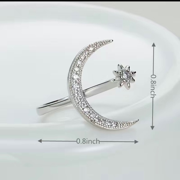 Silver Crescent Moon & Star Resizeable Ring - Picture 2 of 5